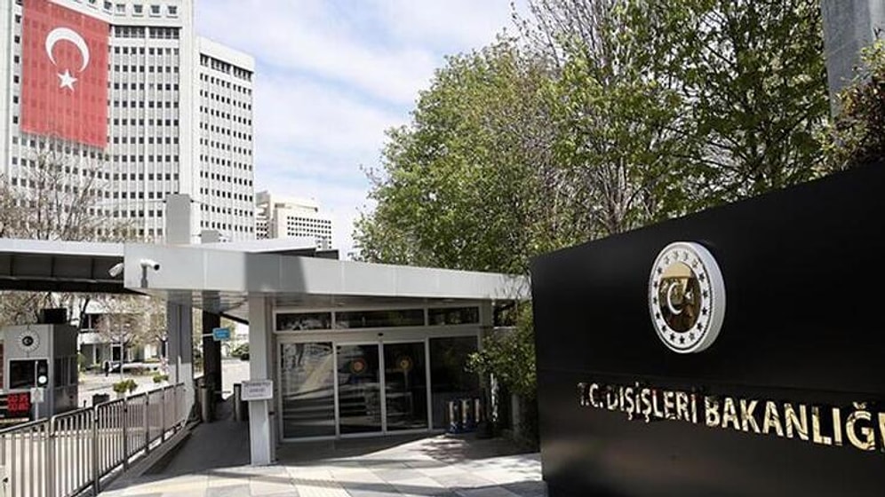 Dışişleri'nden ABD'de Yaşayan Türk Vatandaşlarına Uyarı: 'Sade Bir Profil Çizin'