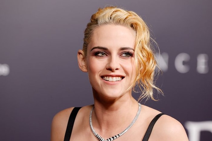 Kristen Stewart Kimdir, Kaç Yaşındadır? Kristen Stewart'ın Yer Aldığı Yapımlar Nelerdir?