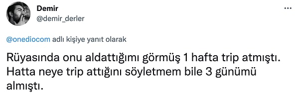 1. Dikkat ederseniz ayın yarısı bitti.