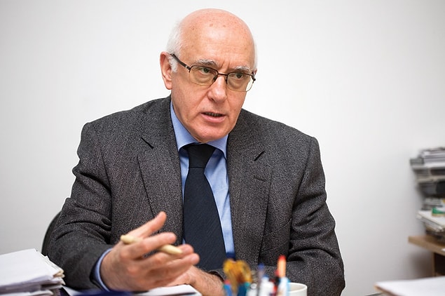 "Bir tarafı düzeltirken diğer tarafı bozuyorlar"