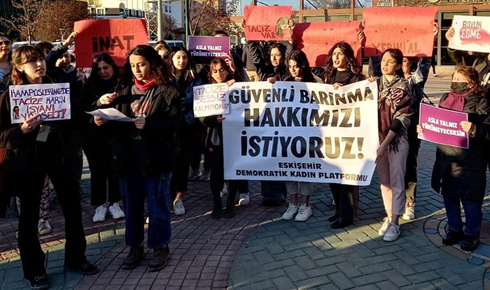 Tacizciye İşlem Bile Yapılmadı Ama Tacizi Protesto Eden Öğrenciye Soruşturma Açıldı