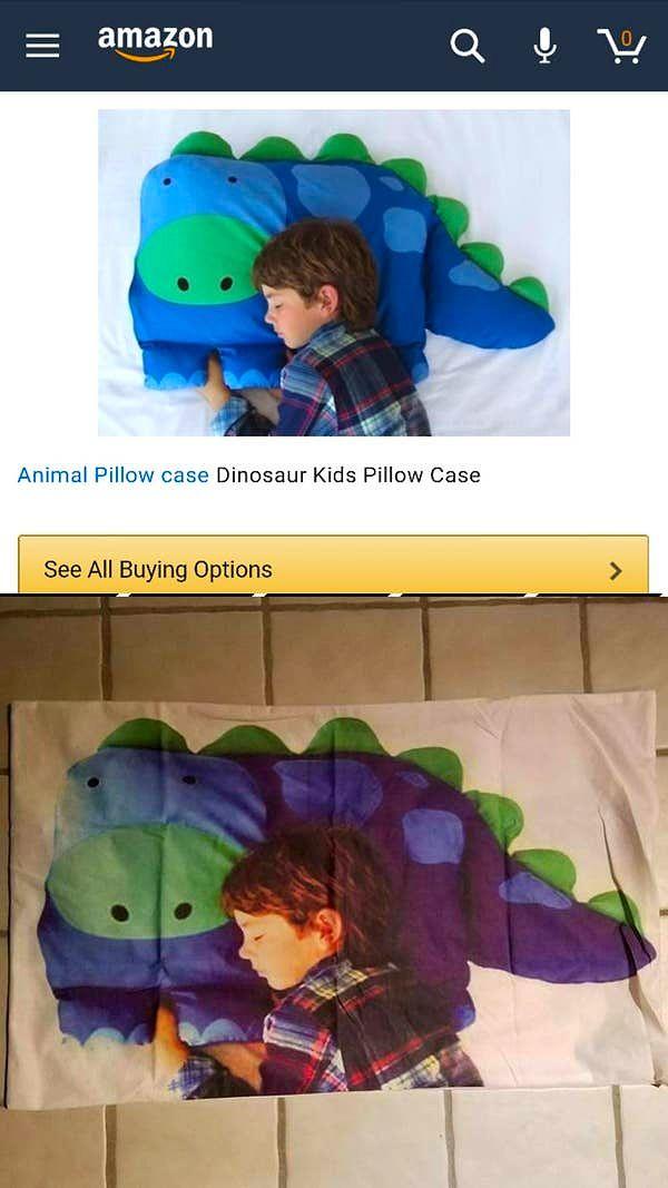 8. Bu anne internetten bir dinozor yastığı almak istemiş ama aldığı şeyden çok memnun değil gibi görünüyor.