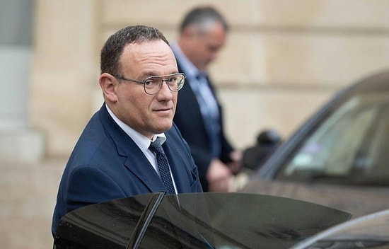 Fransa'da Engelli Bakan Hakkında İki Kadına Tecavüz İddiası