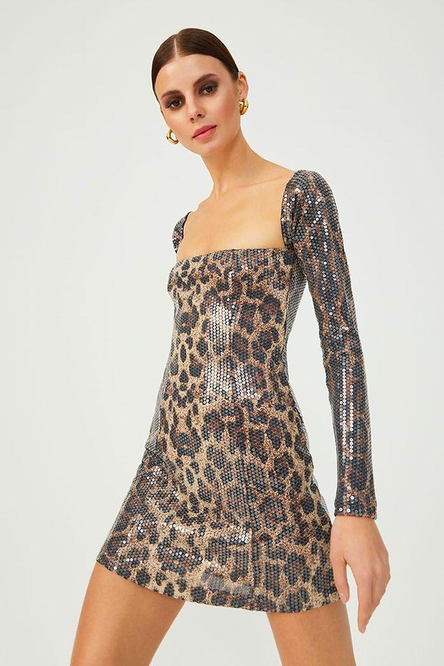 16. Leopar desenli pul payetli bu elbise ile katılacağınız her etkinlikte dikkat çekeceksiniz!
