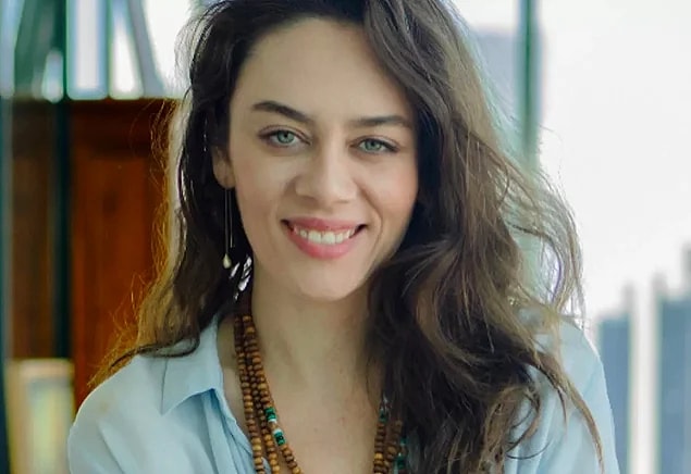 10. Anne olmaya hazırlanan Demet Evgar'ın kariyeri boyunca yaşadığı değişime çok şaşırdık!