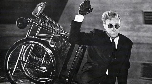8. Dr. Garipaşk (1967) | IMDb 8.4