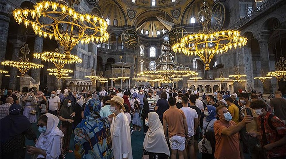 Tahribatın Sürdüğü Ayasofya İçin Acil Çağrı: 'İnsan Nefesi Bile Ömrünü Kısaltıyor'