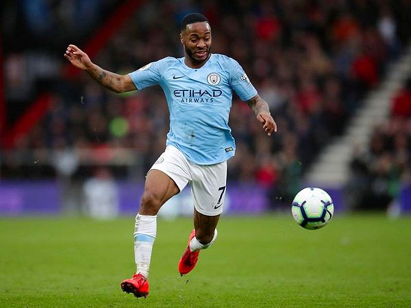 6. Real Madrid, Raheem Sterling için harekete geçti.  (The Sun)