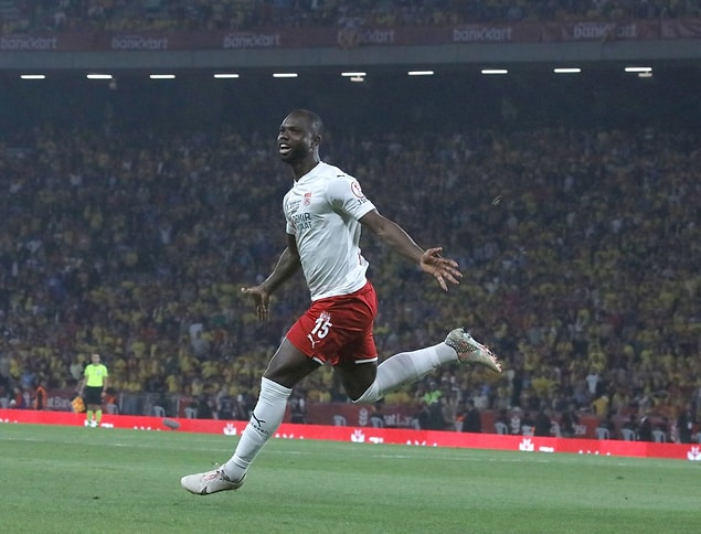 Sivasspor'un golleri 60. dakikada Appindangoye, 95. dakikada Max Gradel ve 113. dakikada Moussa Konate'de geldi. Kayserispor'un gollerini ise 33. dakikada Ramazan Civelek ve 107. dakikada İlhan Parlak kaydetti.