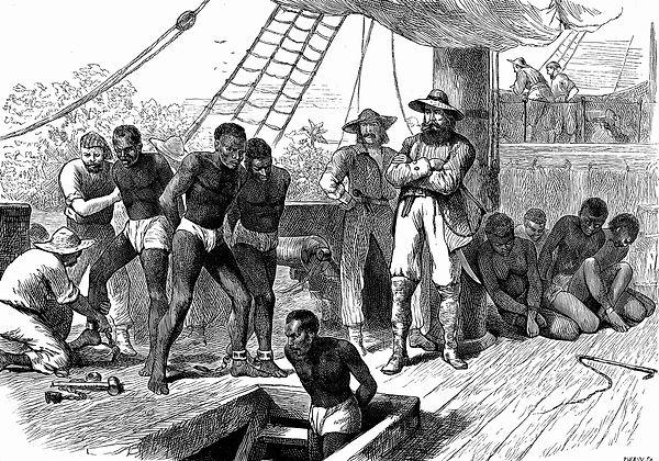 15. Transatlantik köle ticareti ile 16. ve 19. yüzyıllarda on iki milyondan fazla Afrikalı Amerika'ya satılmıştır.