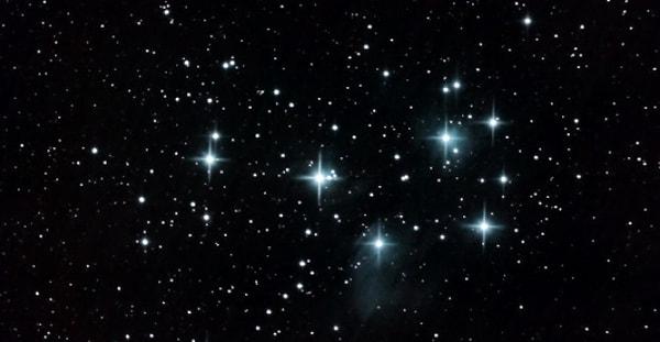9. Gökyüzünün en parlak yıldızının ismi nedir?