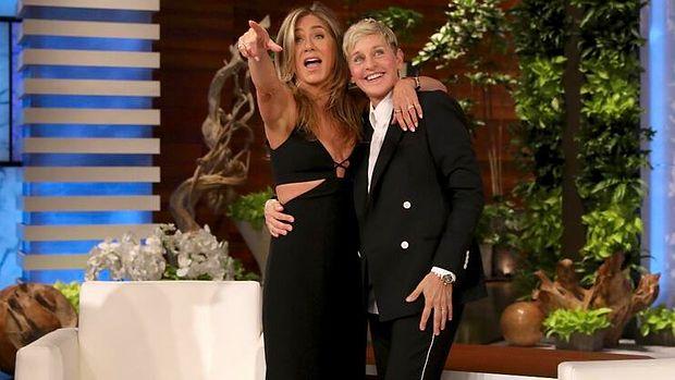 Bir Devir Kapanıyor… Ellen DeGeneres, 19 Yıl Önce İlk Konuğu Olan Jennifer Aniston'ı Son Konuğu Olarak Aldı