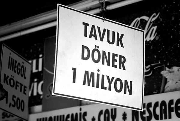 3. Tavuk döner fiyatı, İstanbul, 2002.
