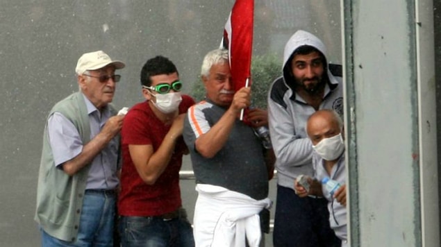 Kararların ardından sosyal medya tepkiler hızla yükseldi. Yapılan paylaşımlardaki ortak mesaj "Geziyi Savunuyoruz" oldu.