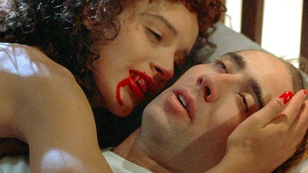 6. Vampire's Kiss (1988)