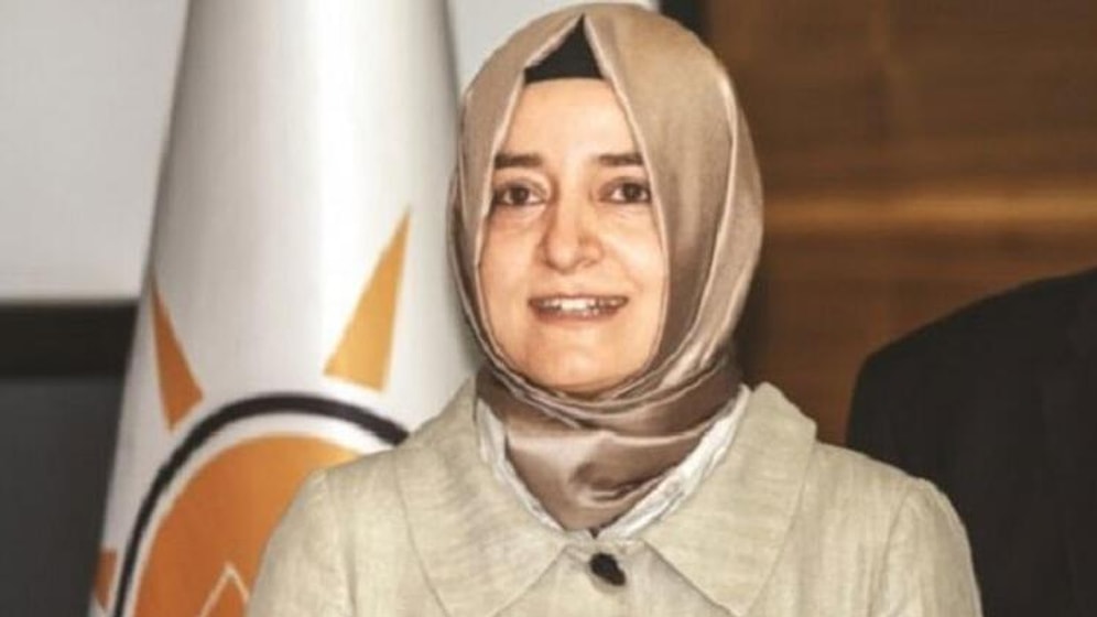 Fatma Betül Sayan Kaya Kimdir, Kaç Yaşında? Fatma Betül Sayan Kaya Nereli, Eğitimi Ne?