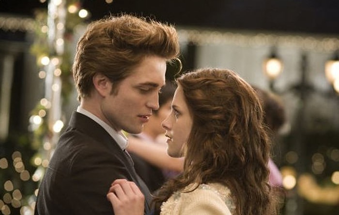 Yönetmen David Cronenberg, Alacakaranlık Serisinin Çifti Bella ve Edward'ı Yeniden Bir Araya Getirmek İstiyor!