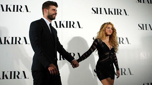 Ayrılıyorlar! İspanyol Basını Shakira'nın Kendisi Aldatan Pique'yi Suçüstü Yakaladığını İddia Etti