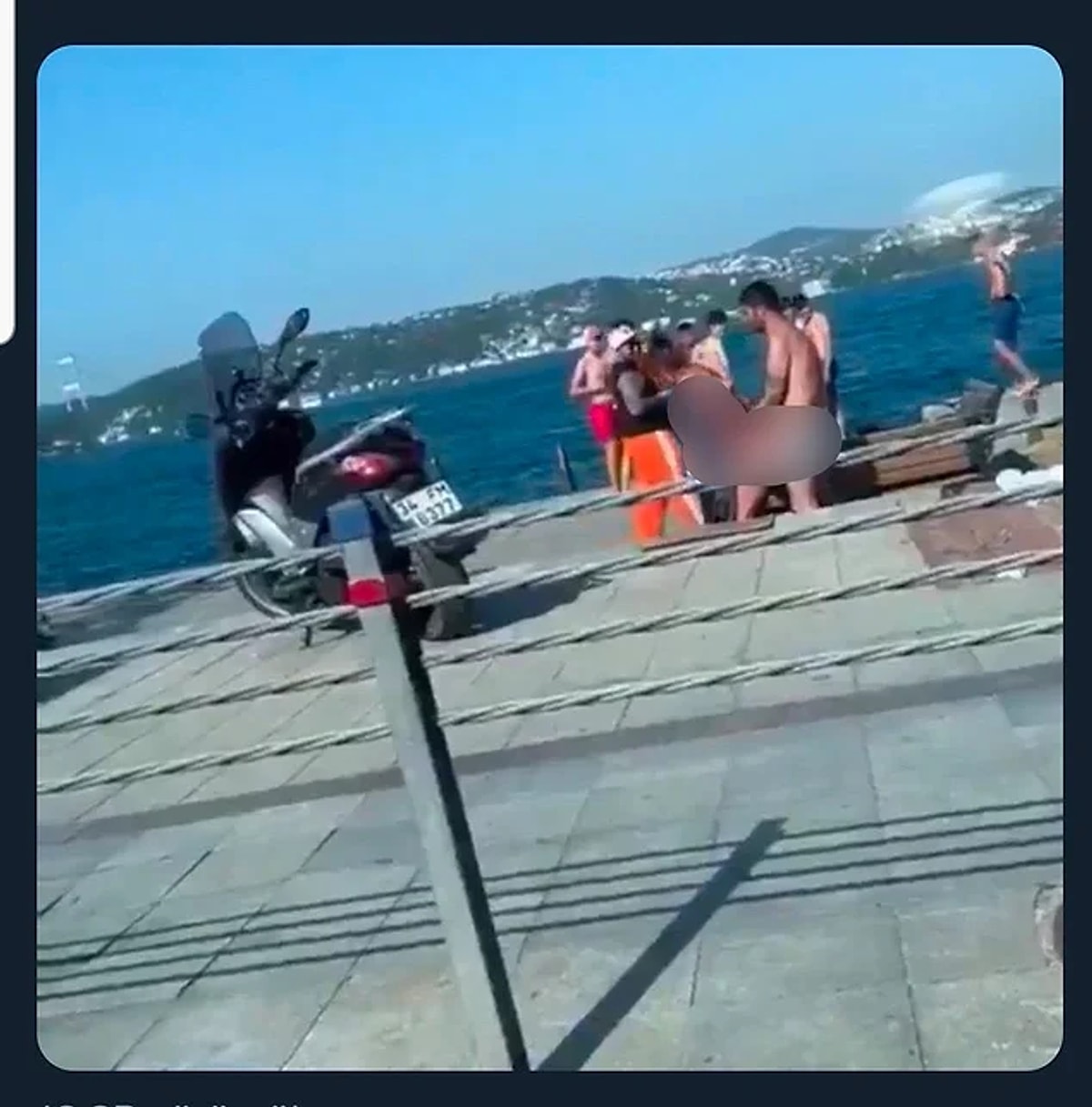 Ve ortaya günümüzde çekilip çekilmediği bilinmeksizin kamusal alanda cinsel...
