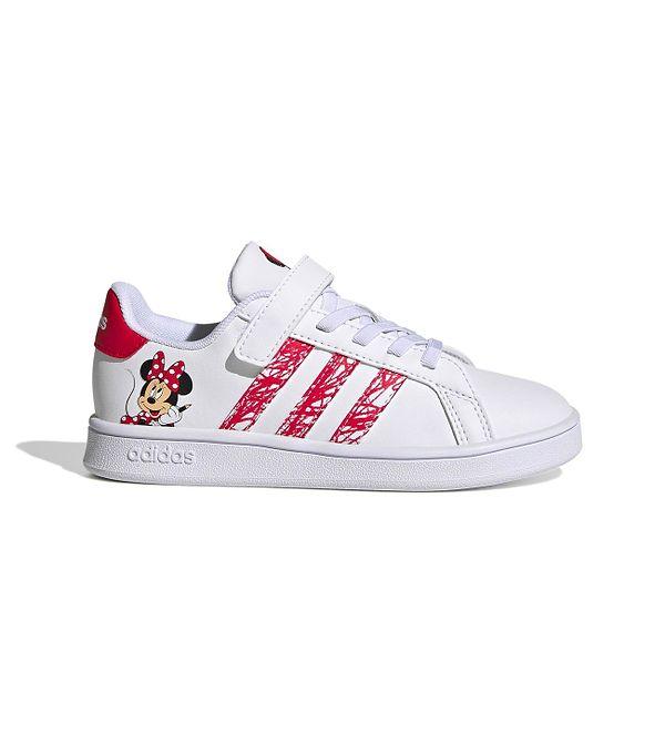 20. Minnie Mouse hayranlarına özel spor ayakkabı...