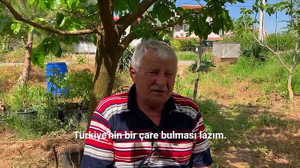 "Sen 10 milyonu getirmişsin. Biz hep ekmeğimizi paylaşıyoruz o insanlarla. Yalnız Suriyeli değil başka ülkelerden de geliyor. Türkiye'nin bir çare bulması lazım"