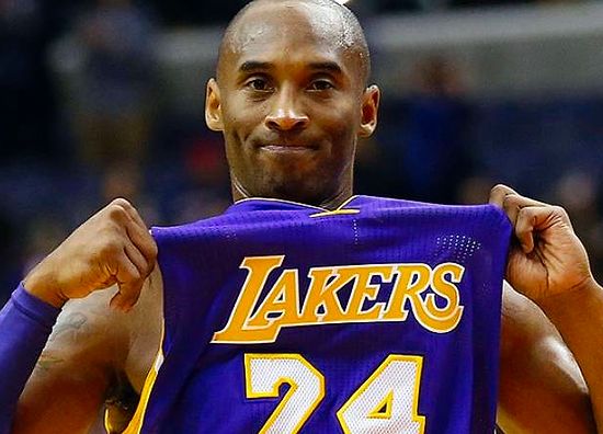 Black Mamba Kobe Bryant'ın Forması Açık Artırmada Rekor Kırdı, Satıldığı Fiyat Ağızları Açık Bıraktı!