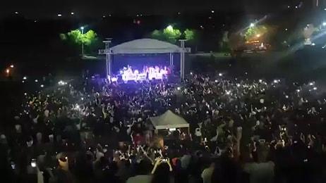 Erciyes Üniversitesi'nden Sonra Sıra ODTÜ'de: Binlerce Genç Hep Bir Ağızdan İzmir Marşı Söyledi