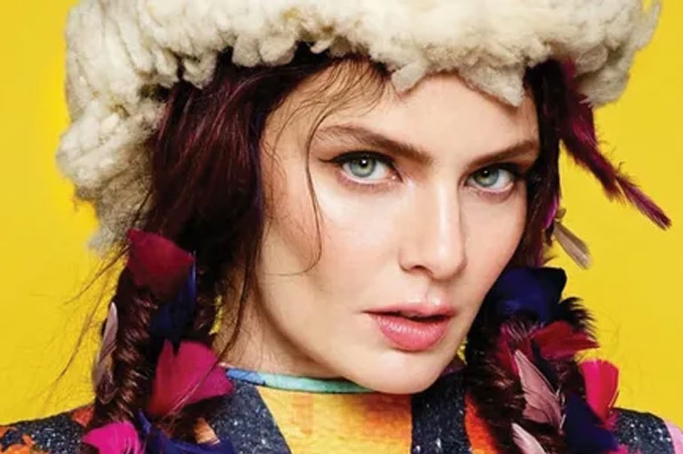 Nil Karaibrahimgil Kimdir, Evli mi, Eşi Kim? Nil Karaibrahimgil'in Hayatı ve Kariyeri