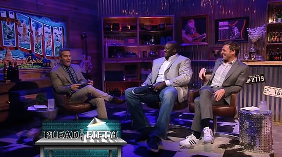 57 Numara Ayakkabı Giyen Shaquille O’Neal'a Penis Boyunu Soran Sunucu ve Shaq'ın Yaptığı Efsane Hareket