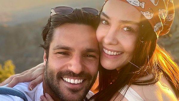 Ünlü oyuncu Özge Gürel, geçtiğimiz gün sevgilisi Serkan Çayoğlu'nun doğum gününü kutladığı romantik post ile sosyal medyada gündem olmuştu.