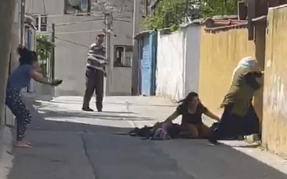 Havlayan Köpek Torununu Korkuttu Diye 3 Kişiyi Öldürdü