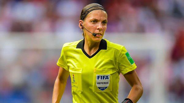 A Milli Futbol Takımımızın, Litvanya ile oynayacağı maçı Fransız hakem Stephanie Frappart yönetecek.