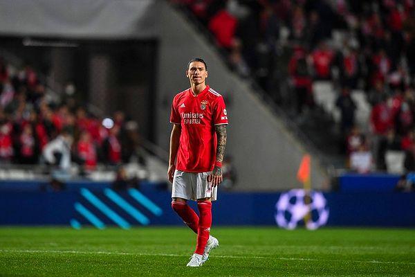2. Liverpool, Darwin Núñez transferi için Benfica ile anlaşmaya vardı. (Daily Mail)