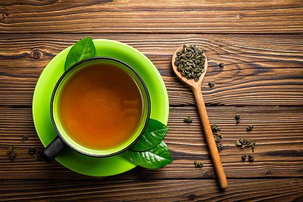 Yeşil çayın antioksidanlar bakımından zengin olması, anti-obezite etkiler göstermesini sağlayabilir.