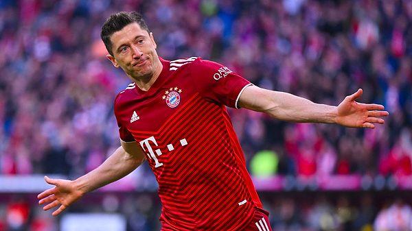 7. Bayern Münih, Lewandowski için tek seferde ödenmek şartıyla 50 M€ talep ediyor. Barcelona, 32 M€ teklif yapmıştı. (Catalunya Radio)