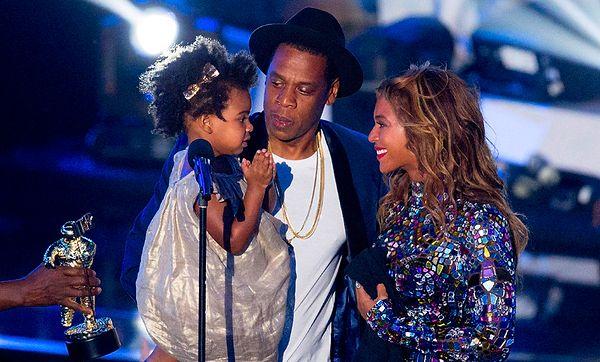 Blue Ivy, annesi Beyonce ile birlikte yazdığı "Brown Skin Girl" şarkısıyla Soul Train Ödülleri'nde Ashford & Simpson Şarkı Yazarı Ödülü'nü kazanmıştı.