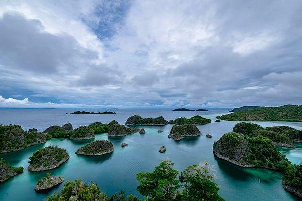 14. Raja Ampat Adaları - Endonezya: