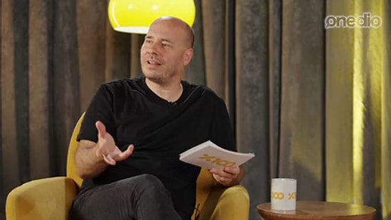 Yaşar Soruları Yanıtladı! I “Yaşlanınca Efsane Oldum” I Emre Yücelen’le Yüzdeyüz Efsaneler!