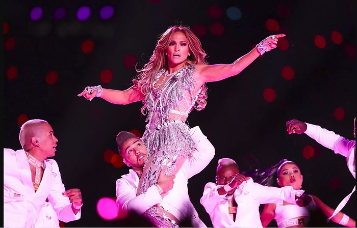 На Netflix вышел фильм о жизни Дженнифер Лопес