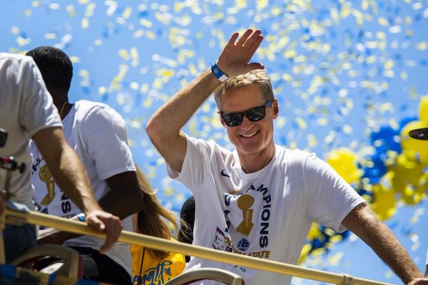 Steve Kerr 5’i oyuncu, 4’ü antrenör olmak üzere toplamda 9. NBA Şampiyonluğunu yaşadı.