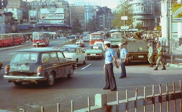 15. Karaköy Meydanı, İstanbul, 1980.