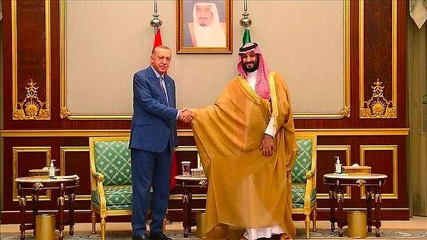 2. Cumhurbaşkanı Erdoğan, Suudi Arabistan Veliaht Prensi Muhammed Bin Selman'ın çarşamba günü Türkiye'ye geleceğini açıkladı.