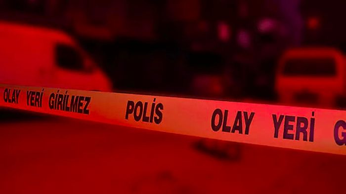 Antalya’da Kahreden Olay: Yedi Aylık Bebek ve Üç Yaşındaki Ablası Olay Yerinde Vefat Etti