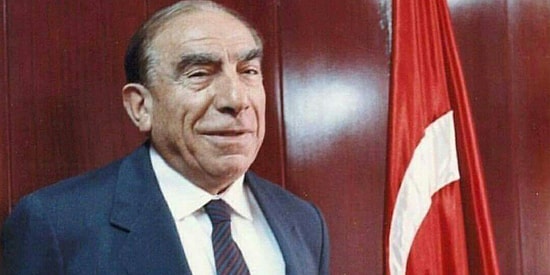 Alparslan Türkeş Sözleri: Alparslan Türkeş'in Türklük, Vatan, Ülkücülük Hakkında Söylediği Özlü Sözler