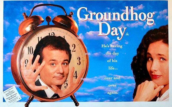 11. Groundhog Day / Bugün Aslında Dündü (1993) IMDb: 8.1