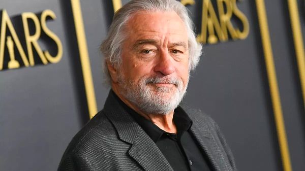 1994 yılında Şef Nobu Matsuhisa ile birlikte çıktığı bu restoran zinciri yolunda ünlü bir marka yaratan Robert De Niro'nun, 'Sake Seremonisi'ne katılacağı da öğrenildi.