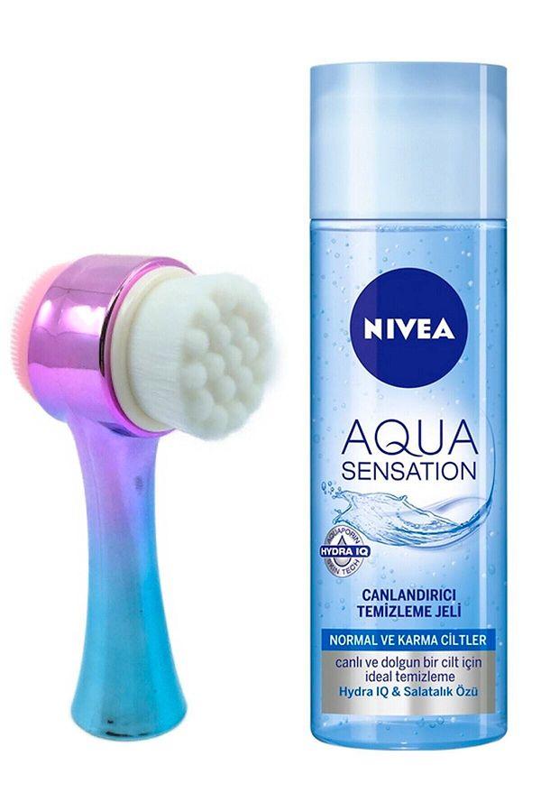 2. Nivea Aqua Sensation yüz temizleme jeli ve fırça seti