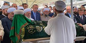 Erdoğan, Ustaosmanoğlu'nun Cenazesinde: 'Hikmet Sahibi Bir Önderimizi Uğurluyoruz'