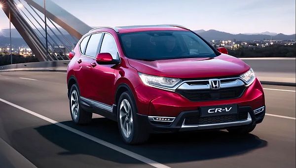 Üçüncü sırada yine bir Japon üretici olan Honda'nın CR-V modeli yer alıyor. Honda CR-V geçtiğimiz yıl 903 bin adet satıldı.