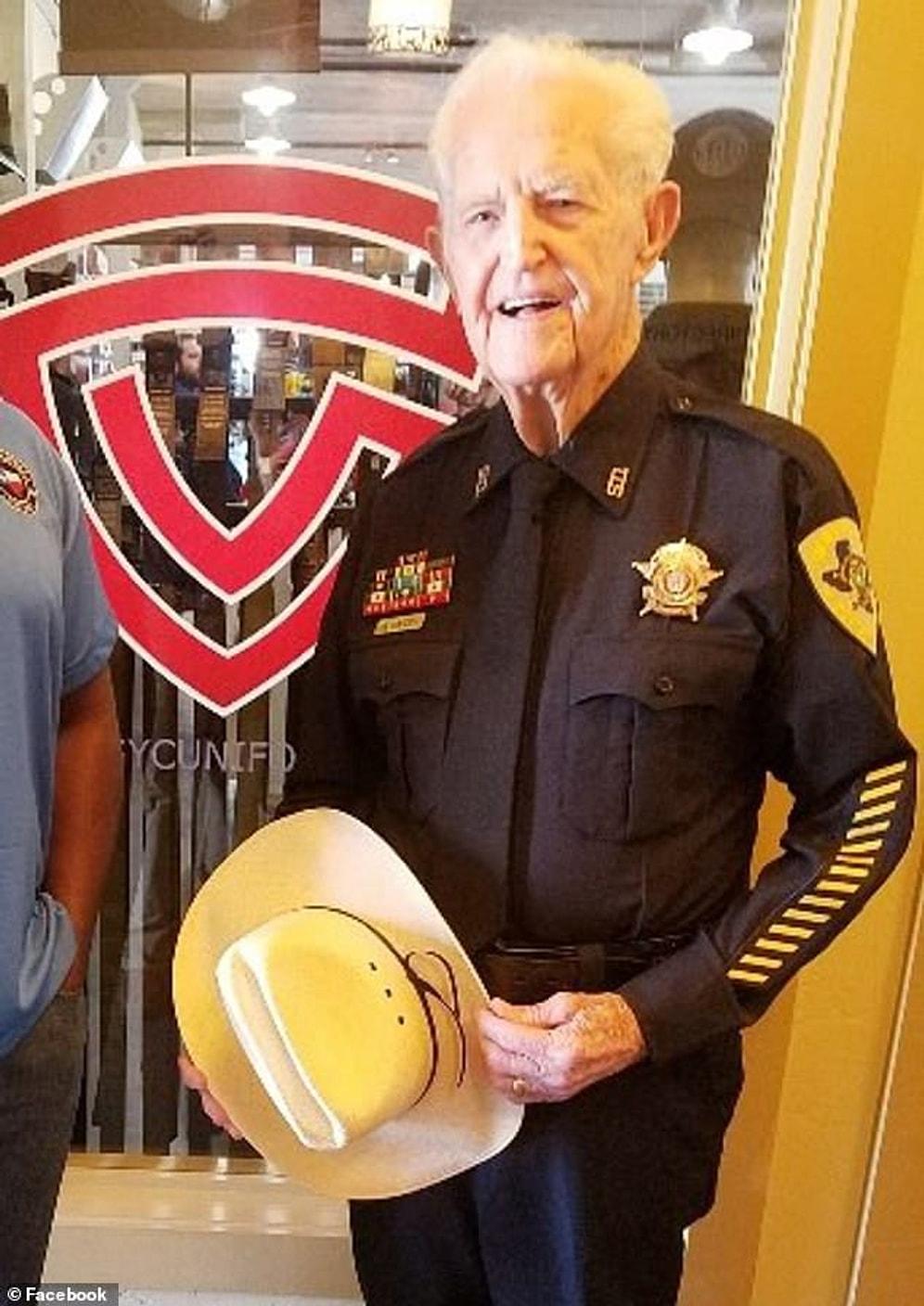 Longest-Serving Policemen in the United States